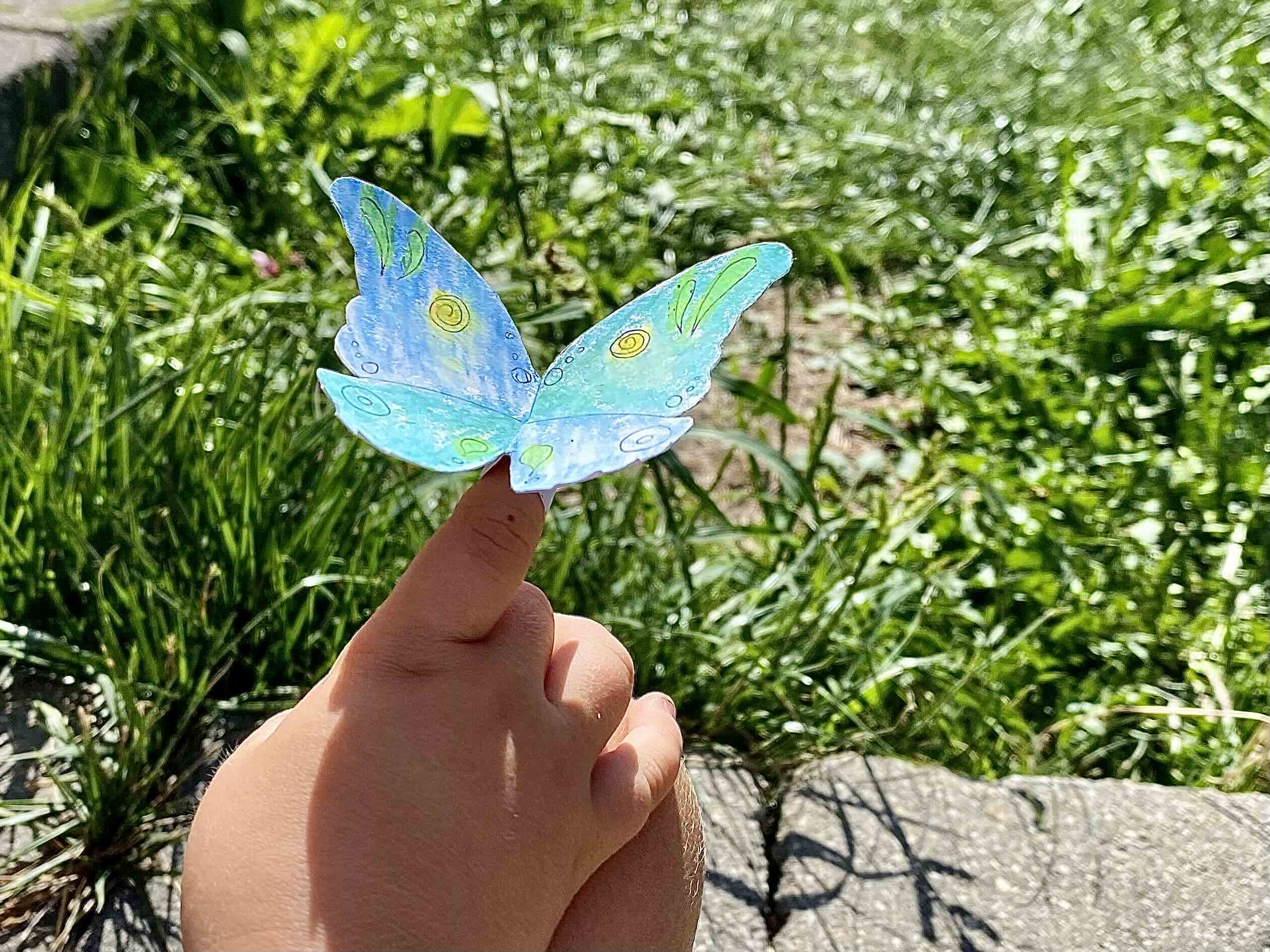 DIY Schmetterling-Fingerpuppe basteln für Kindergeburtstage